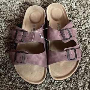 Women’s sandals